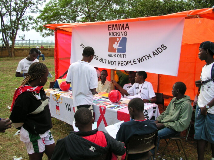 EMIMA - kicking AIDS out EMIMA - kicking AIDS out