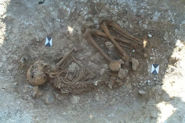 Skjelettet ble funnet ved Boscombe Down, fem kilometer sørvest for Stonehenge. Foto: Wessex Archaeology.