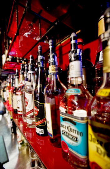 Alkohol er den nest viktigste risikofaktoren for tap av friske leveår i høyinntekstland, bare slått av tobakk. Alkohol er den nest viktigste risikofaktoren for tap av friske leveår i høyinntekstland, bare slått av tobakk.