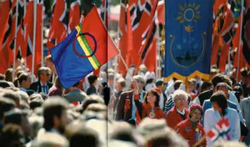 "Det samiske flagget vaier under 17. mai-feiringen i Oslo."