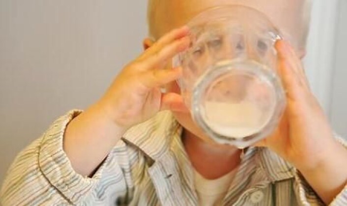 Selv om høye nivåer av et B-vitamin i blodet skulle vise seg å ha gunstig helseeffekt, betyr ikke det at mat eller drikke med vitaminet virker forebyggende. Foto: Colourbox Selv om høye nivåer av et B-vitamin i blodet skulle vise seg å ha gunstig helseeffekt, betyr ikke det at mat eller drikke med vitaminet virker forebyggende. Foto: Colourbox