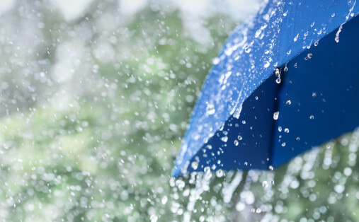 Hva er forskjellen på duskregn og styrtregn?