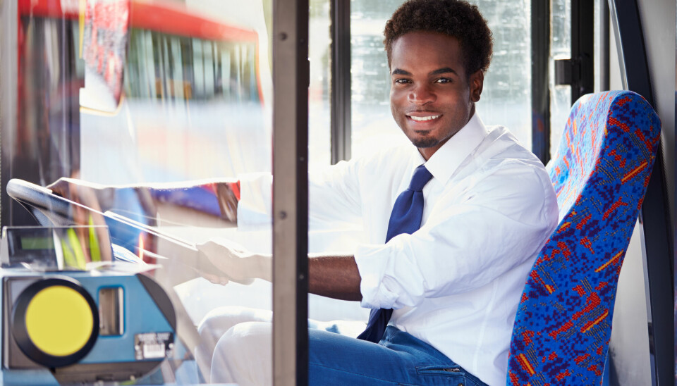 Transport er et av de yrkene mange overkvalifiserte innvandrere jobber i.