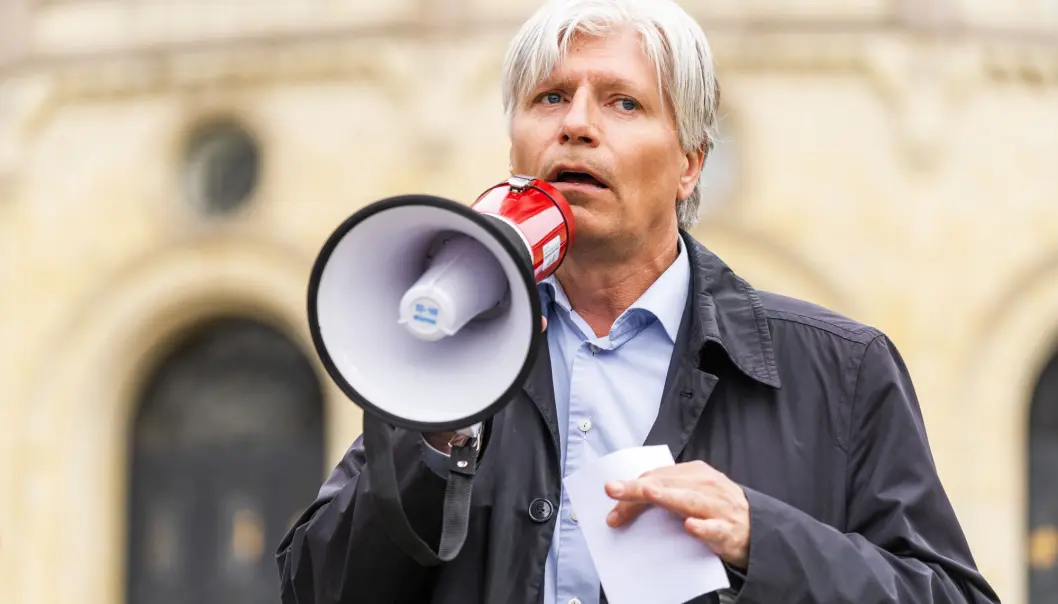 Venstres stortingsrepresentant Ola Elvestuen var klima- og miljøminister da avtalen med EU om felles oppfyllelse av klimamålene ble inngått. Nå mener han en skjerping av innsatsen må til. Venstres stortingsrepresentant Ola Elvestuen var klima- og miljøminister da avtalen med EU om felles oppfyllelse av klimamålene ble inngått. Nå mener han en skjerping av innsatsen må til.