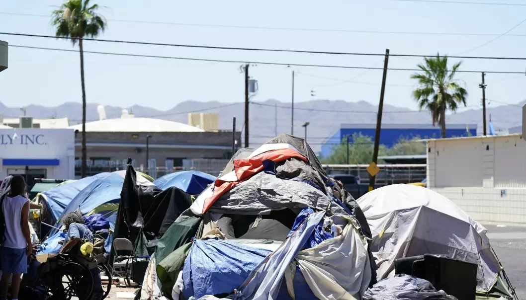 I denne teltleiren bor mange av Phoenix' hjemløse.