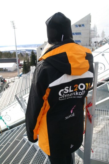 Frivillig under prøve-VM. (Foto: Ski-VM 2011) Frivillig under prøve-VM. (Foto: Ski-VM 2011)