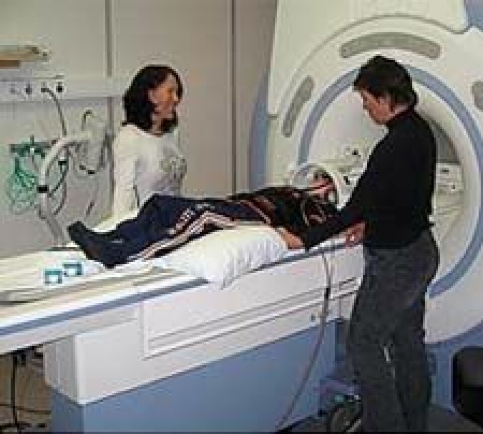 I underkant av 50 barn fikk hjernen scannet for å se om det var variasjon i hjerneaktiviteten. (Foto: fMRI-gruppen)