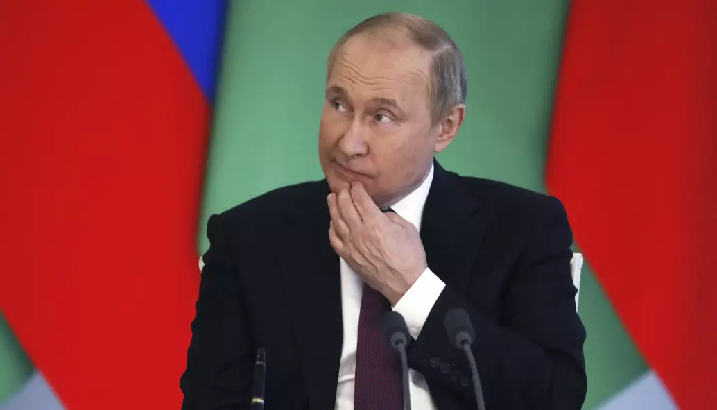 Russlands president Vladimir Putin er involvert i krigen i Ukraina på lang sikt, mener norsk professor.
