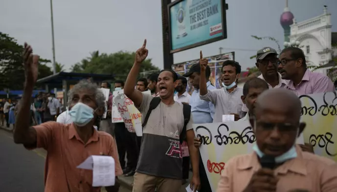 Det er viktig med et sterkt folkelig press for at beslutningstakerne skal være åpne, rettferdige og føre et tillitsbasert styresett, påpeker australske forskere. I Sri Lanka var det nylig store protester mot en regjering som manglet tillit hos store deler av befolkningen.
