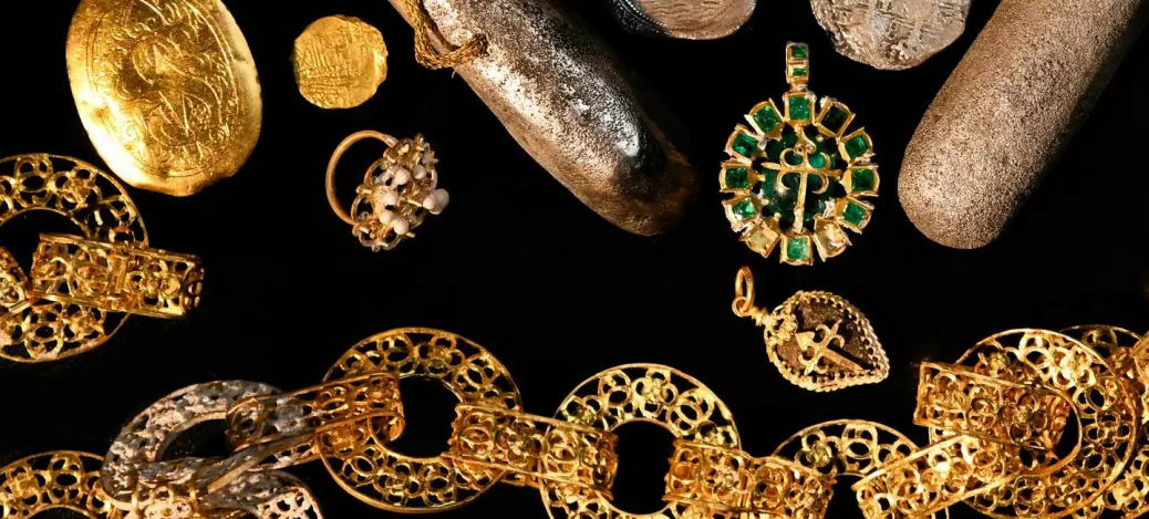 350 år etter at skipet sank, fant dykkere fantastiske smykker på havbunnen