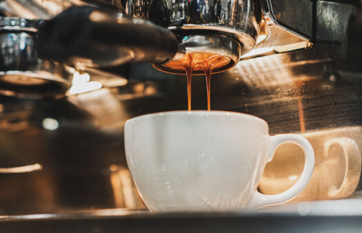 Too much espresso increases your cholesterol levels, especially if you are a man Too much espresso increases your cholesterol levels, especially if you are a man