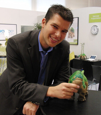 Martin Diruf med Pleo Martin Diruf med Pleo