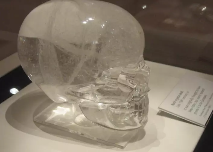 "Mitchell-Hedges-skallen er lagd av ren kvartskrystall og finnes ved British Museum. (Foto: Wikipedia)"