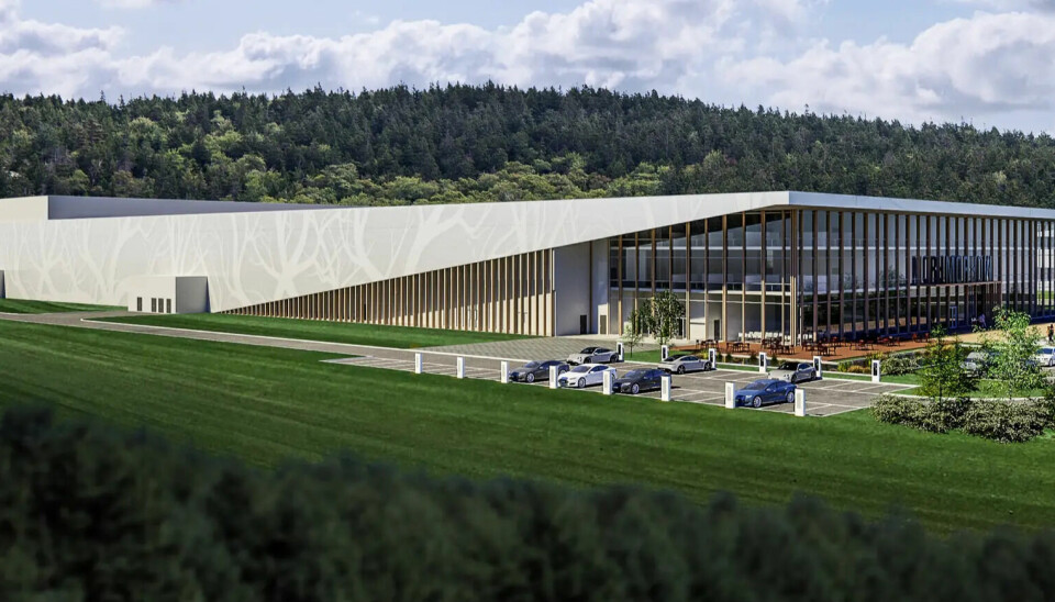 Det er store dimensjoner over den planlagte batterifabrikken utenfor Arendal. Under Arendalsuka 2022 ble det gjort kjent at staten går inn med ytterligere 480 millioner kroner i selve fabrikkbygget.