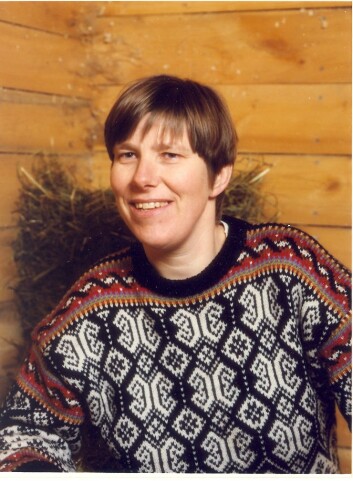 Sissel Hansen var den fyrste i Norge som fekk løyva midlar frå Forskingsrådet for å arbeide med økologisk landbruk. Dette resulterte seinare i doktorgrada hennar. (Foto: Magne Vassli) Sissel Hansen var den fyrste i Norge som fekk løyva midlar frå Forskingsrådet for å arbeide med økologisk landbruk. Dette resulterte seinare i doktorgrada hennar. (Foto: Magne Vassli)