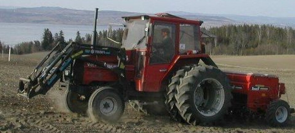 Traktor (Foto: Unni Abrahamsen)