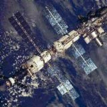 "Den internasjonale romstasjonen ISS har blitt flyttet unna flere ganger på grunn av romsøppel på kollisjonskurs. Foto: NASA" "Den internasjonale romstasjonen ISS har blitt flyttet unna flere ganger på grunn av romsøppel på kollisjonskurs. Foto: NASA"