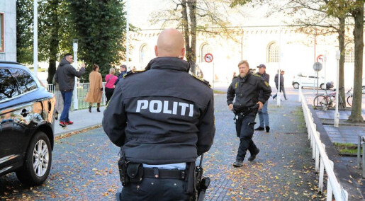 Tidligere gjengmedlemmer knytter seg til politibetjenter Tidligere gjengmedlemmer knytter seg til politibetjenter
