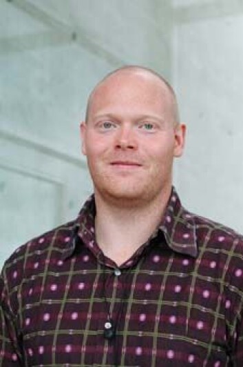 I artikkelen i PNAS viser Øyvind Halskau at den klassiske forståelsen av proteinfolding er for enkel. I artikkelen i PNAS viser Øyvind Halskau at den klassiske forståelsen av proteinfolding er for enkel.