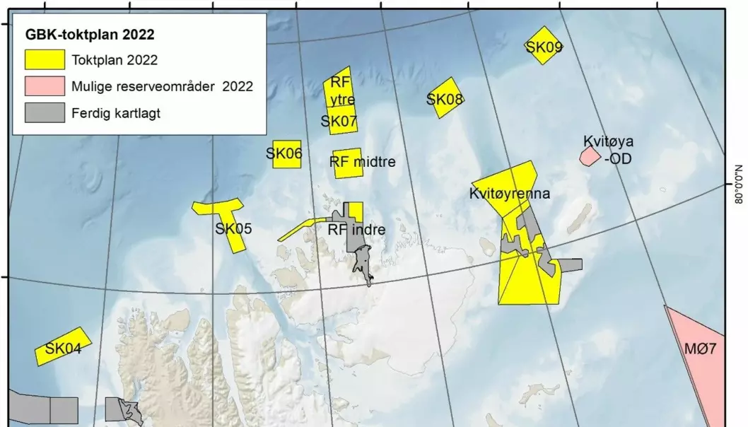 Områder med planlagt innsamling av geologiske, biologiske og kjemiske prøver på sokkelen nord for Svalbard og i Kvitøyrenna. Gule områder viser plan for 2022. Områdene SK06 til SK09 samt RF ytre og RF midtre ble kartlagt ferdig med Kronprins Haakon i juni 2022.