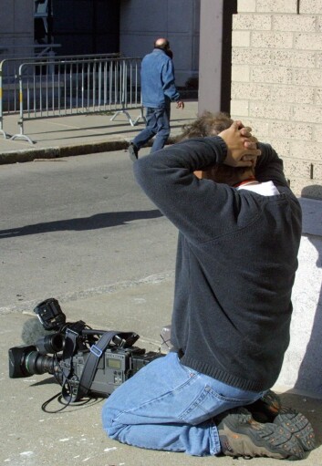 "Drap på journalister og andre mediearbeidere blir vanligere. Aller farligst er det i Irak, hvor 49 journalister mistet livet i 2006. Illustrasjonsfoto: www.colourbox.no" "Drap på journalister og andre mediearbeidere blir vanligere. Aller farligst er det i Irak, hvor 49 journalister mistet livet i 2006. Illustrasjonsfoto: www.colourbox.no"