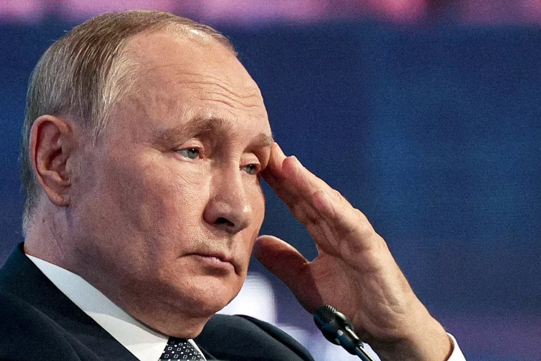 Hva skal Vladimir Putin gjøre når hæren hans blir tvunget på retrett i Ukraina? Det er i ferd med å bli en hodepine for den russiske presidenten.