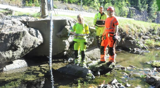 Forskere overvåker kvalitet på vann ved veianlegg minutt for minutt Forskere overvåker kvalitet på vann ved veianlegg minutt for minutt