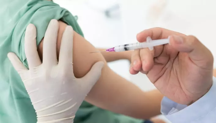 Faktisk.no: Nei, britisk rapport viser ikke at covid-19-vaksinene dreper tusenvis