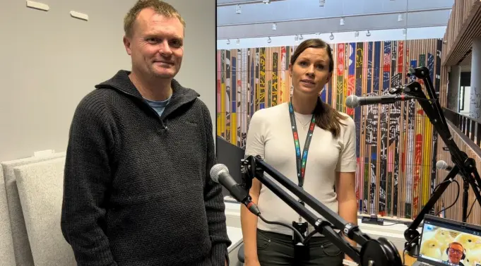 Morten Helberg og Silje Granstad i studio under innspilling av podcast om fugleinfluensa. Grim Rømo deltok digitalt. Morten Helberg og Silje Granstad i studio under innspilling av podcast om fugleinfluensa. Grim Rømo deltok digitalt.