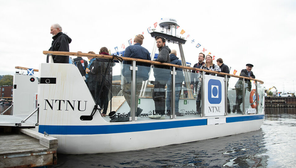 Several countries are interested in self-propelled electric passenger ferries from NTNU and Zeabuz. The milliAmpere 2 ferry has now been launched for testing with passengers in Trondheim.