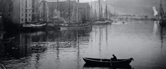 Until the 1960s, a ferryman transported people and goods across the Channel in Trondheim.