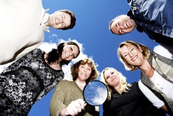 Språkdetektivane ved UiS driv eit enormt detektivarbeid når dei tyder gamle handskrifter. Stavanger-teamet består av postdoktorstipendiat Martti Mäkinen, Nedelina Naydenova, prosjektleiar Merja Stenroos, Vibeke Jensen Bratland, Hildegunn Støle og masterstudentane Kjetil V. Thengs og Mari M.Landsnes. (Foto: Elisabeth Tønnessen) Språkdetektivane ved UiS driv eit enormt detektivarbeid når dei tyder gamle handskrifter. Stavanger-teamet består av postdoktorstipendiat Martti Mäkinen, Nedelina Naydenova, prosjektleiar Merja Stenroos, Vibeke Jensen Bratland, Hildegunn Støle og masterstudentane Kjetil V. Thengs og Mari M.Landsnes. (Foto: Elisabeth Tønnessen)