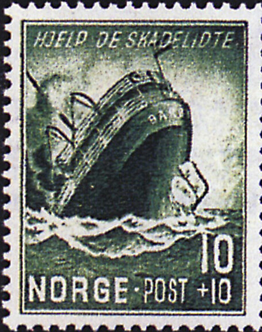 Etter at et britisk fly senket hurtigruteskipet D/S «Barøy» i Vestfjorden i september 1941, ga NS-myndighetene ut et frimerke med det synkende skipet som motiv, som propaganda mot de allierte.
