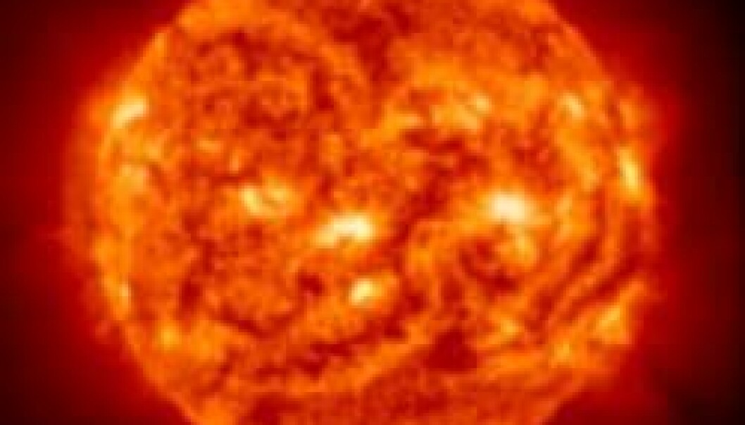 Solstorm slår ut datamaskiner på jorda