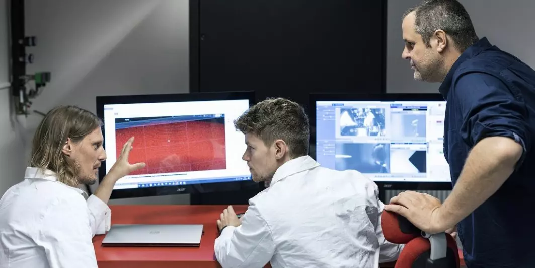 Dennis Meier, Kasper A. Hunnestad and Constantinos Hatzoglou in the APT laboratory.