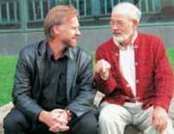 "Nestleder Bjørn Jamtveit (t.v.) og senterleder Jens Feder (Foto: Anita. K.L. Thorolvsen)" "Nestleder Bjørn Jamtveit (t.v.) og senterleder Jens Feder (Foto: Anita. K.L. Thorolvsen)"