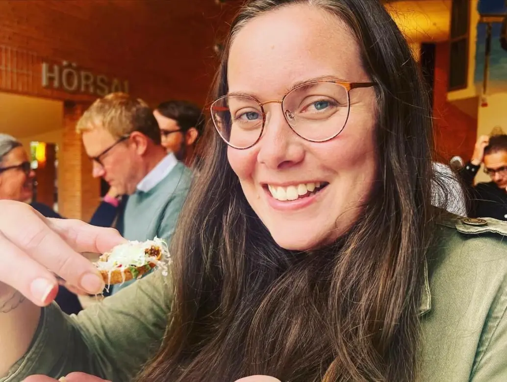 Forsker Veronica Blumenthal tester taco med melorm. Forsker Veronica Blumenthal tester taco med melorm.