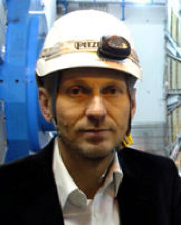 "Steinar Stapnes." "Steinar Stapnes."