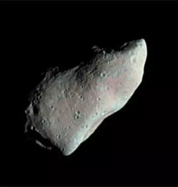 "Asteroiden Gaspra er hele 20 kilometer lang. Opp gjennom årene har den fått hard medfart i sin bane rundt solen. Dermed er det godt at den ikke har noen planer om nærkontakt med jorden."
