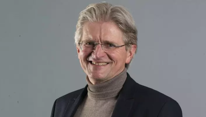 Geir Selbæk forsker på demens og Alzheimer.