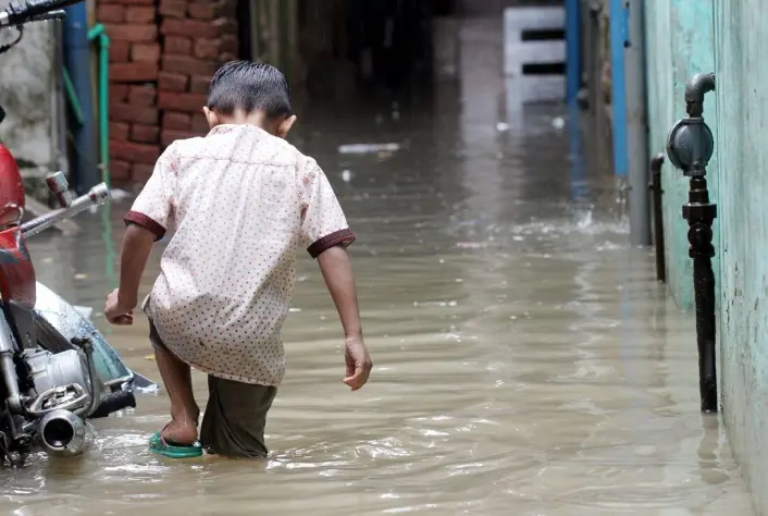 The Global Climate Risk Index har rangert Pakistan som et land som er sårbart for klimaendringer og ekstremvær. Når selskaper blir mer åpne om klimarisiko, så kan klimapolitikken bli mer ambisiøs, skriver forskere. The Global Climate Risk Index har rangert Pakistan som et land som er sårbart for klimaendringer og ekstremvær. Når selskaper blir mer åpne om klimarisiko, så kan klimapolitikken bli mer ambisiøs, skriver forskere.