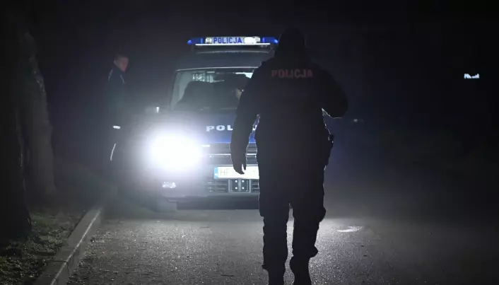 Polske politifolk patruljererer nå området rundt der eksplosjonene skjedde.