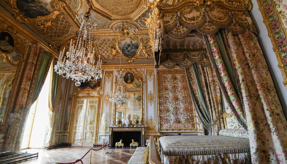 Nordmenn var inspirert av sengen til Marie Antoinette. Men det var nok ingen som overgikk henne i antall kilo gull og silke.