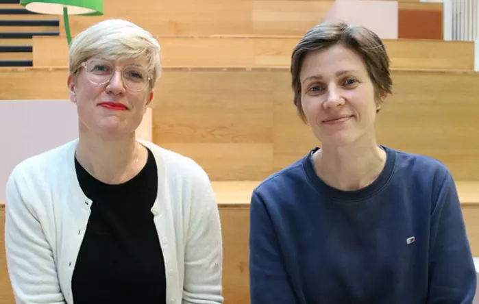 Vilde Schanke Sunde (til venstre) og Marika Lüders vil vite hvordan man kan få til samarbeid der både influensere og etablerte medier kommer godt ut av det.