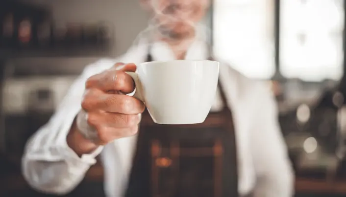 For tretti år siden var det ingen kaffebarer i Norge. Nå finnes de overalt. Det er særlig de unge som oftest drikker kaffe på kaffebar. For tretti år siden var det ingen kaffebarer i Norge. Nå finnes de overalt. Det er særlig de unge som oftest drikker kaffe på kaffebar.