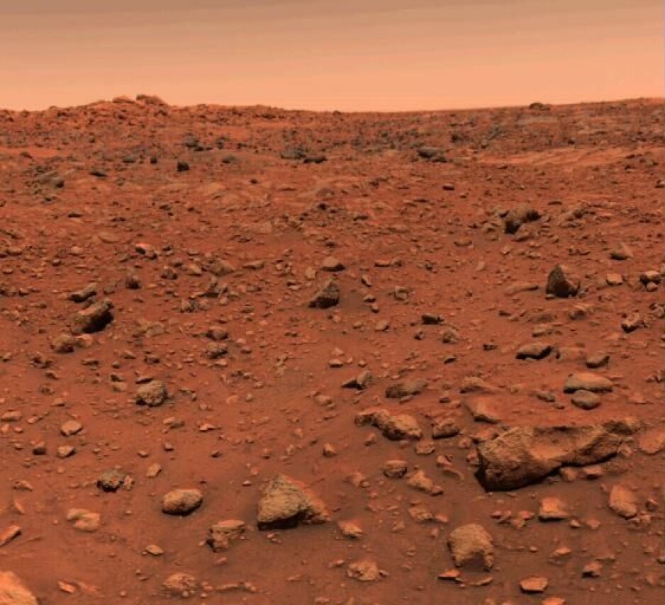 Landskapet rundt Viking 1. Første fargebilde fra Mars-overflaten, tatt i 1976.