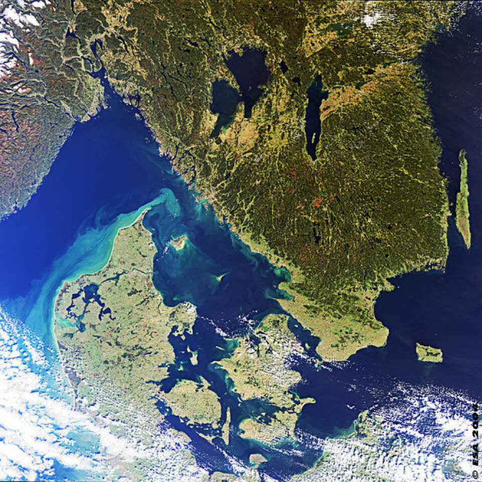 Kattegat, Danmark og Sør-Sverige sett av ESAs store jordobservasjonssatellitt Envisat i 2003. (Foto: ESA)