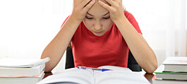 Kan press og dårlig råd forklare hvorfor mange jenter har dårlig psykisk helse på ungdomsskolen?