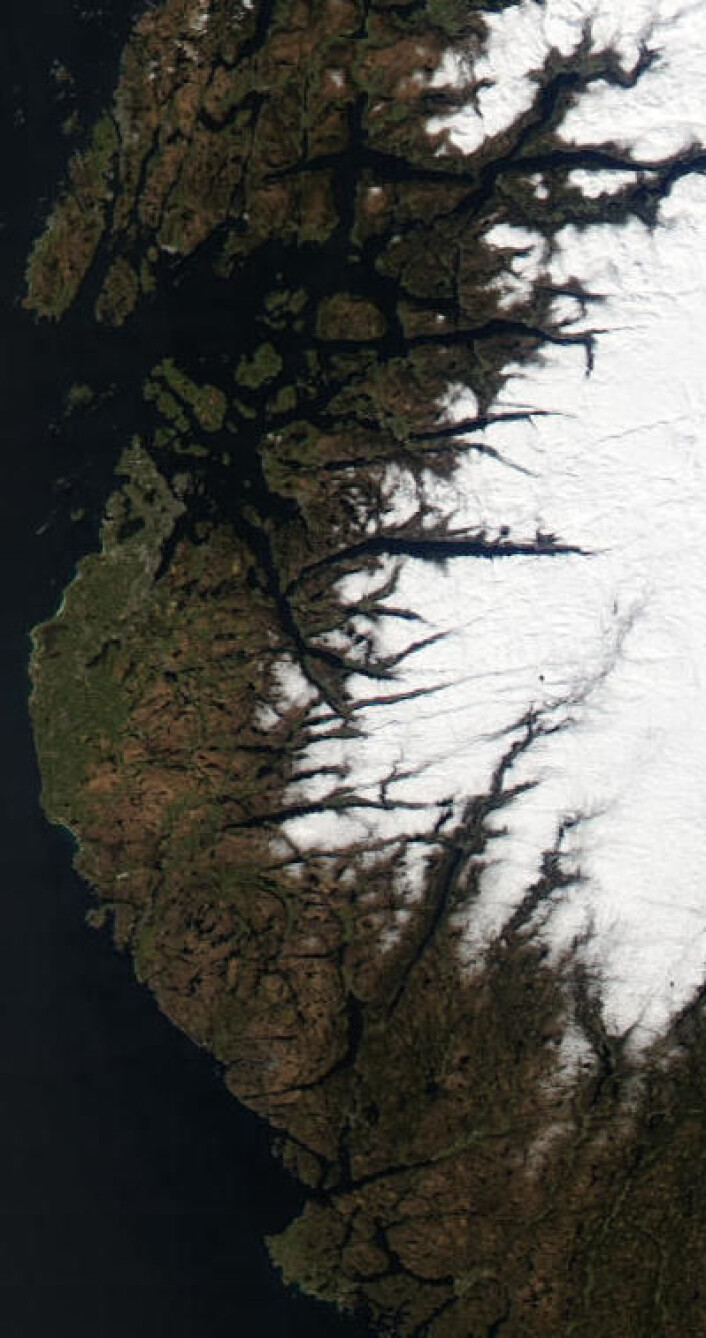 Fint påskevær i Rogaland 15. april. (Foto: (NASA Aqua MODIS)) Fint påskevær i Rogaland 15. april. (Foto: (NASA Aqua MODIS))