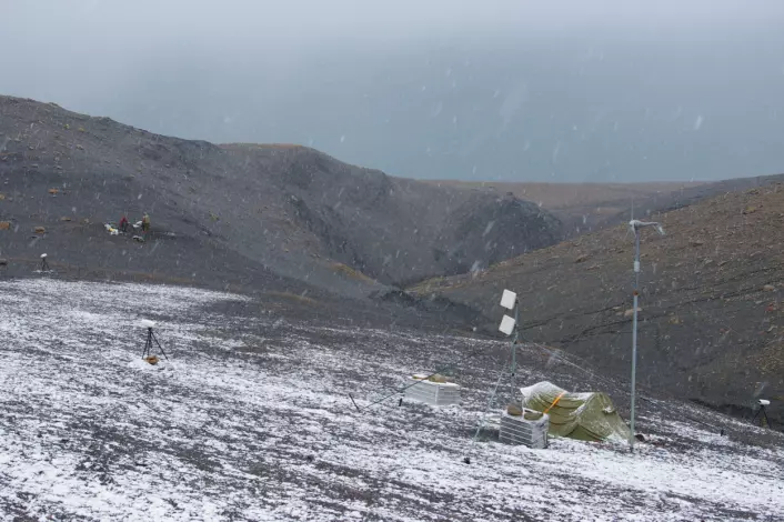 "Masse, masse snø, men ingen vind i dag. (Foto: Bjørnar Kjensli)"